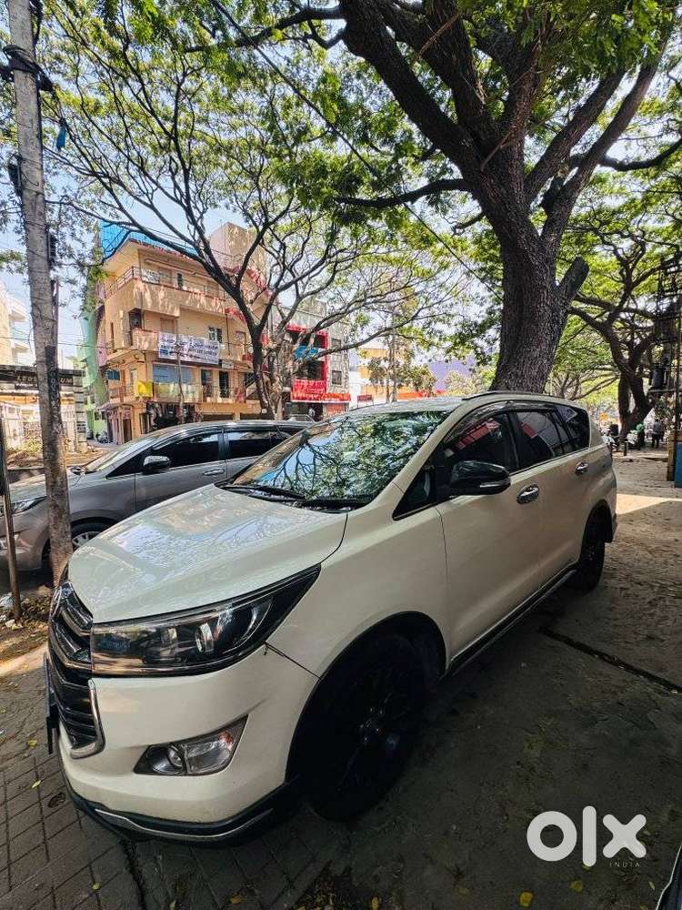 Toyota Innova Crysta Touring Sport 2.4 Mt, 2017, Diesel