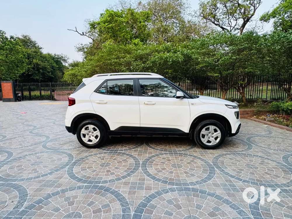 Hyundai Venue S 1.2 Petrol, 2020, Petrol