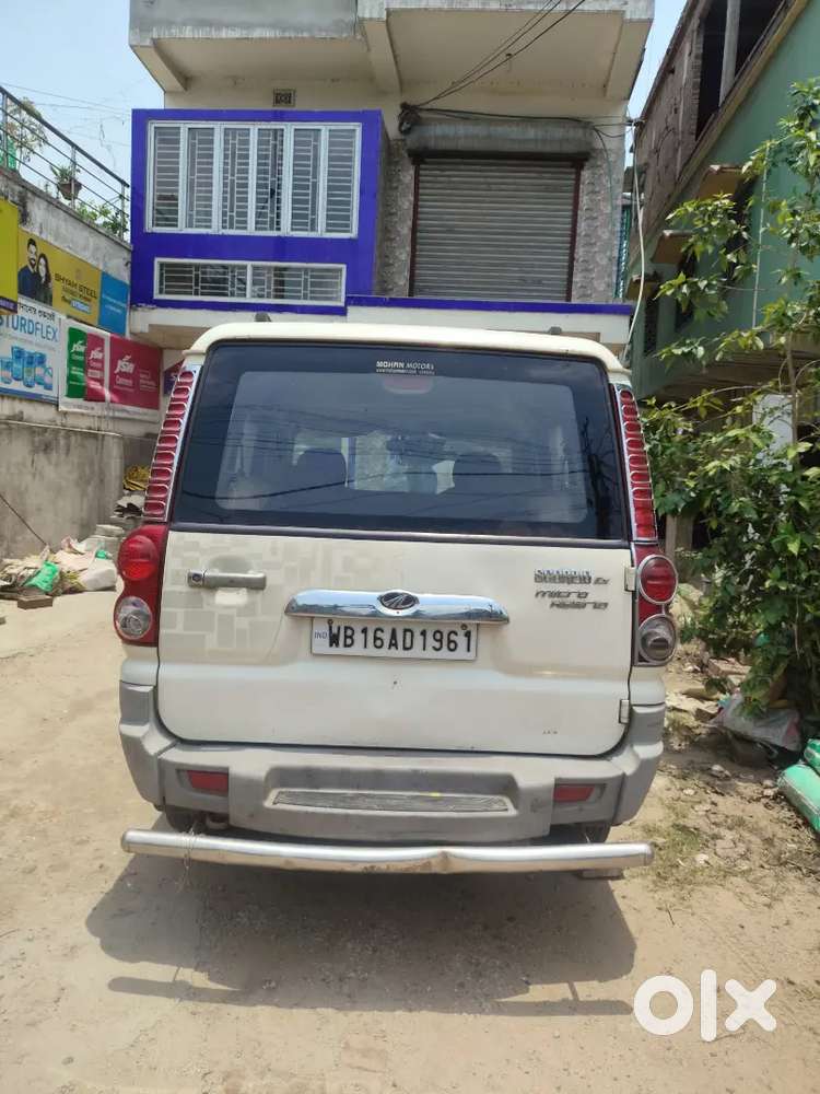 Mahindra Scorpio 2013
