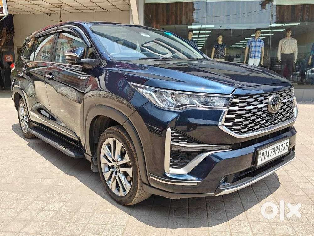 Toyota Innova Hycross 2.0 Zx (o) Hybrid 7 Str, 2024, Petrol