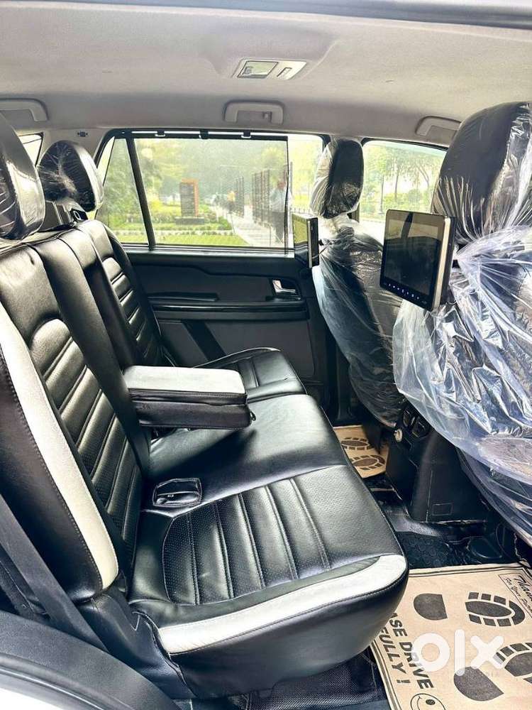 Tata Hexa 2.2 Xe 4x2 7 Str, 2017, Diesel