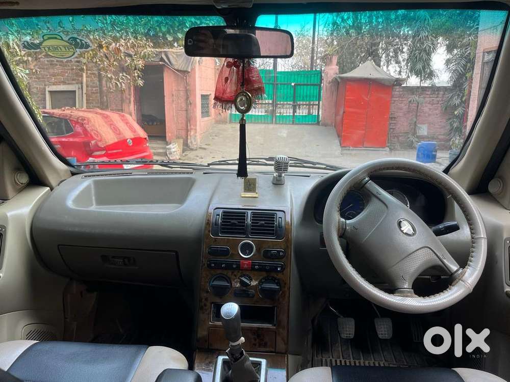 Tata Safari 2015 (diesel) 40k With Record