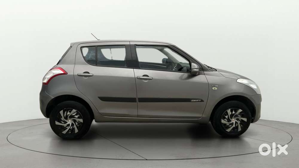 Maruti Suzuki Swift 1.2 Lxi (o), 2015, Petrol