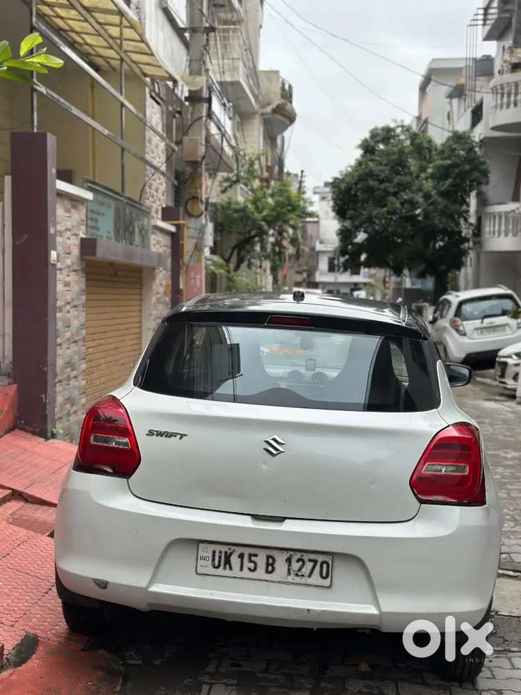 Maruti Suzuki Swift Lxi 2018