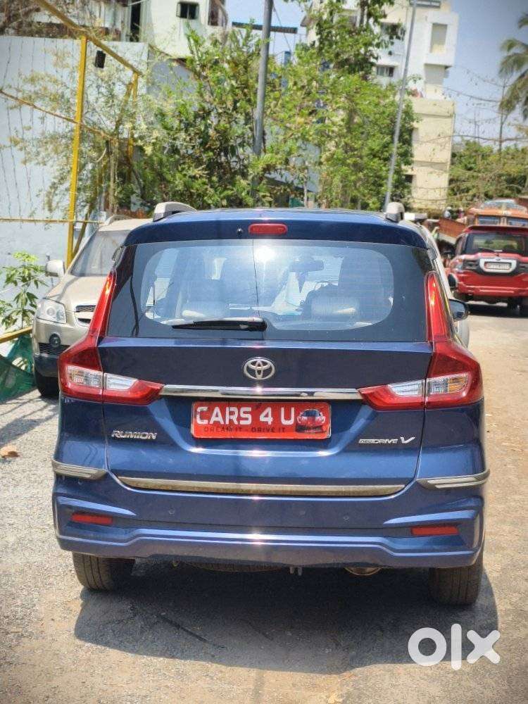 Toyota Rumion V Mt, 2024, Petrol