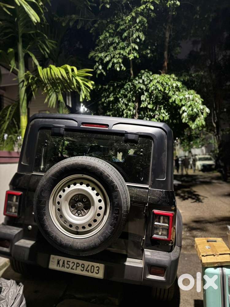 Mahindra Thar Roxx Petrol 2026