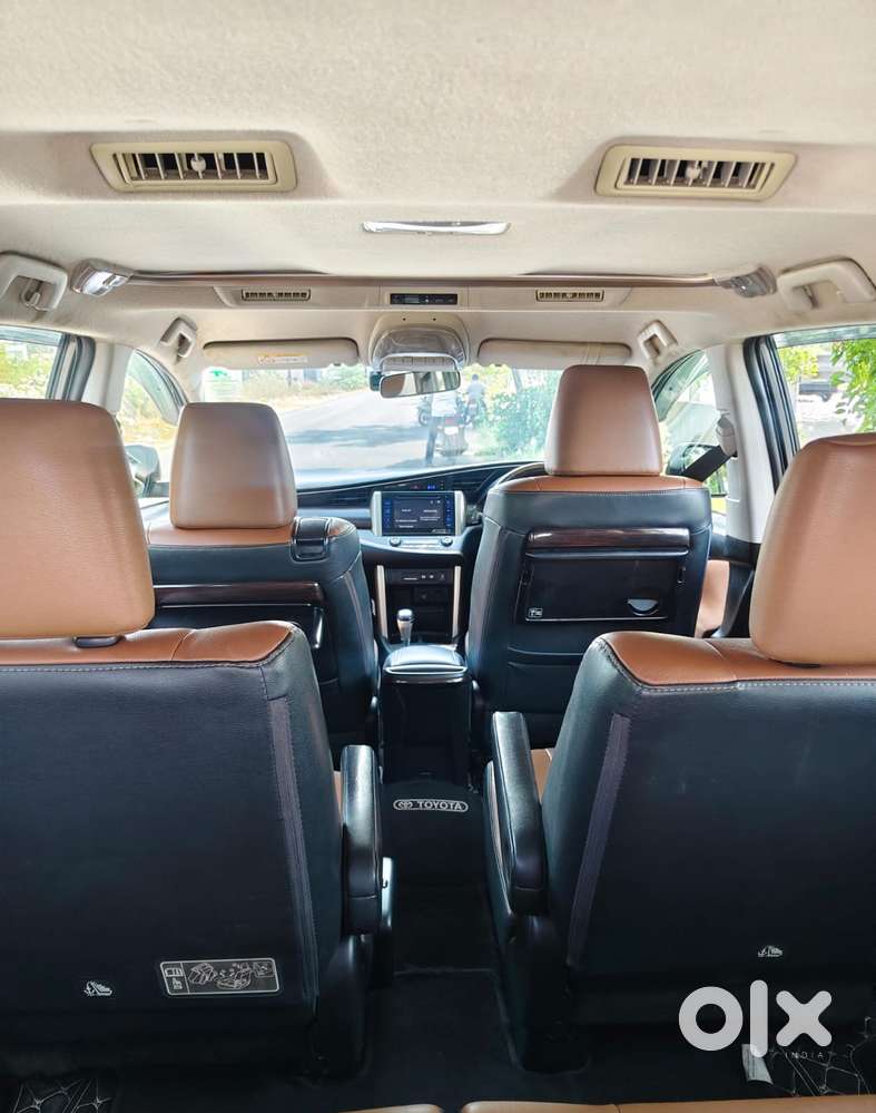Toyota Innova Crysta 2.8z Automatic, 2019, Diesel