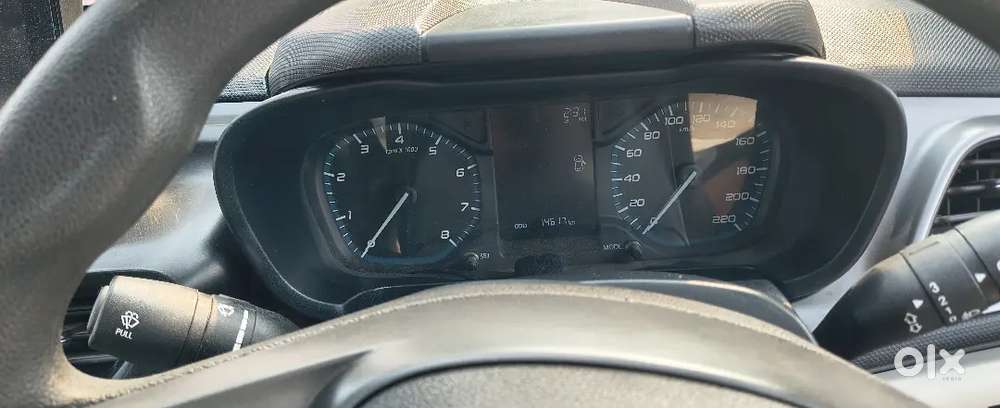 Tata Altroz 2021 Petrol 15000 Km Driven