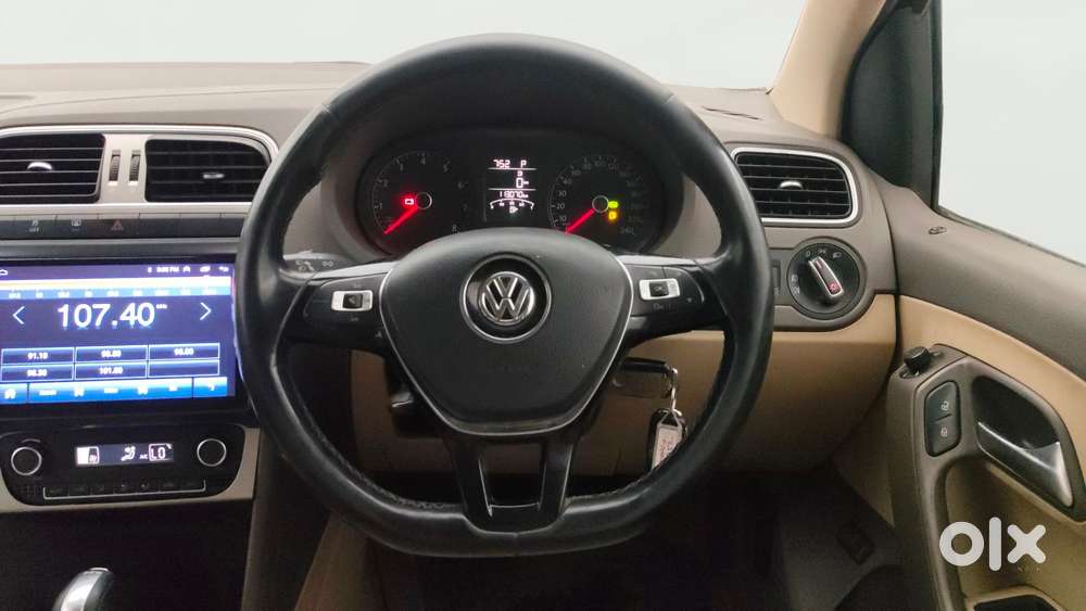 Volkswagen Vento 2010-2013 Petrol Highline At, 2017, Petrol