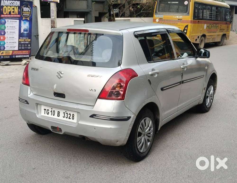 Maruti Suzuki Swift 1.3 Vxi, 2006, Petrol