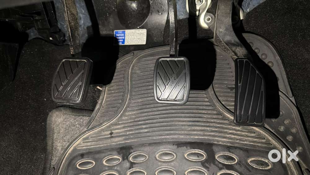 Maruti Suzuki Swift 1.2 Lxi (o), 2017, Petrol