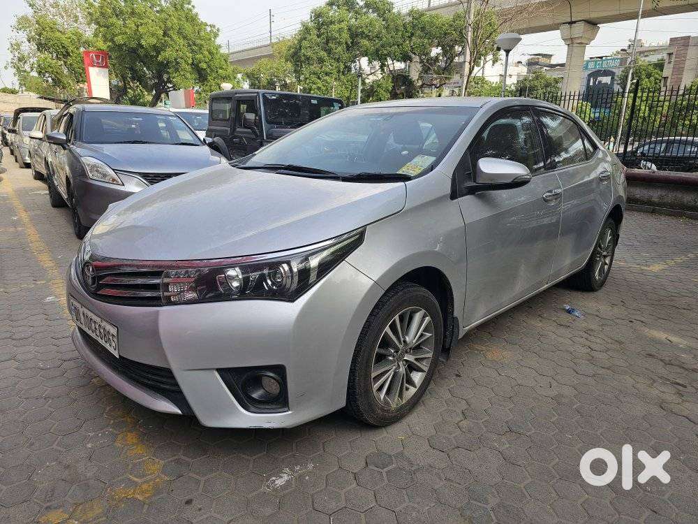 Toyota Corolla Altis Gl, 2014, Petrol