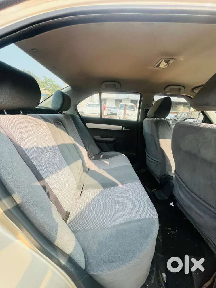 Maruti Suzuki Dzire 1.2 Vxi Cng 2011 Car