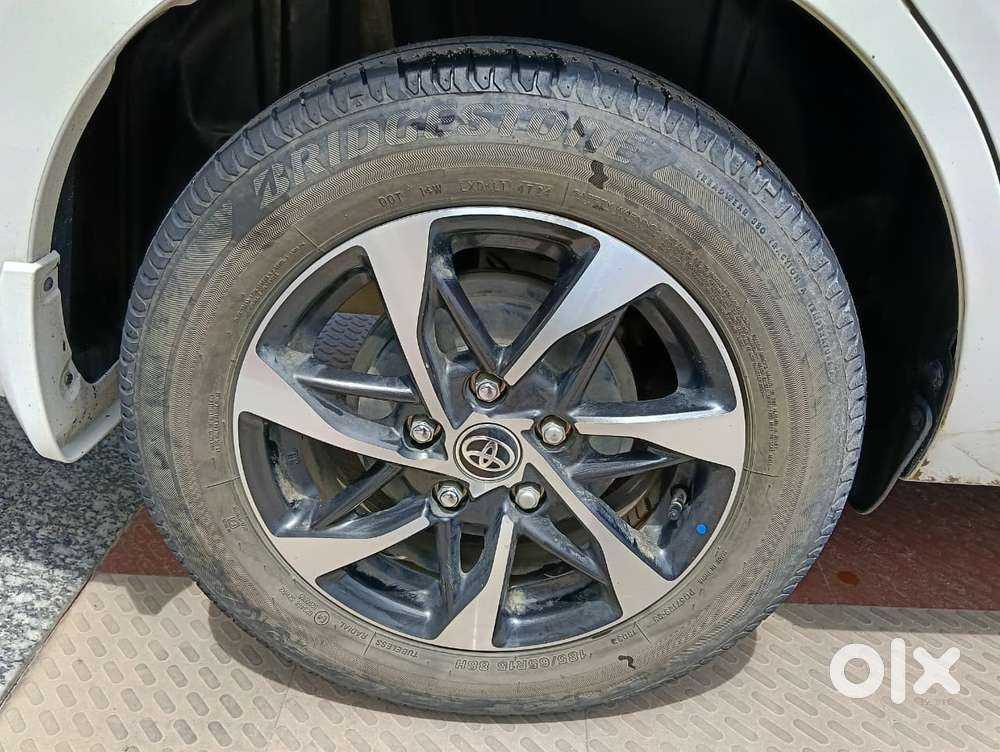 Toyota Rumion V Mt, 2024, Petrol