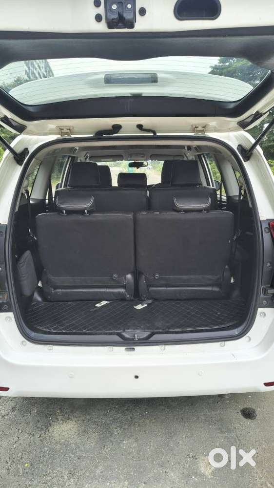 Toyota Innova Crysta 2.4 G Mt 8s, 2019, Diesel