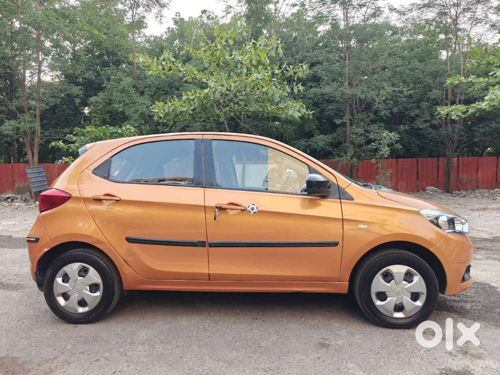 Tata Tiago 1.2 Revotron Xt, 2016, Petrol