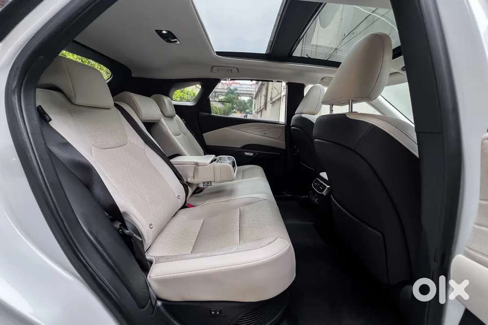 Lexus Rx, 2025, Petrol