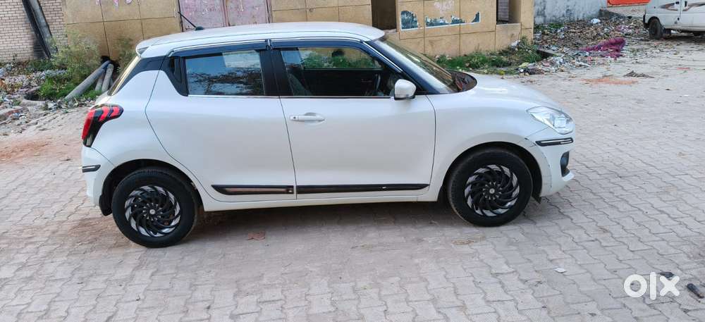 Maruti Suzuki Swift 1.2 Vxi (o), 2024, Petrol