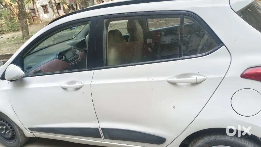 Hyundai Grand I10 2016 Diesel 63000 Km Driven