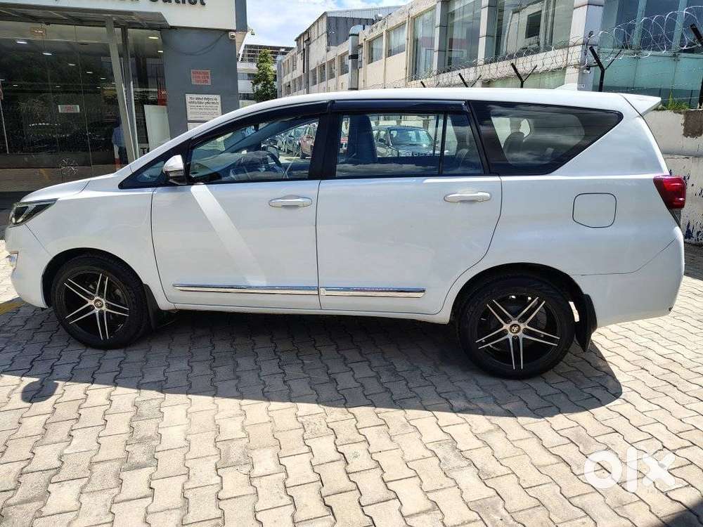 Toyota Innova Crysta 2.4 G Mt, 2019, Diesel