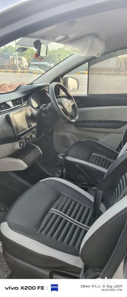 Renault Triber Petrol 2023
