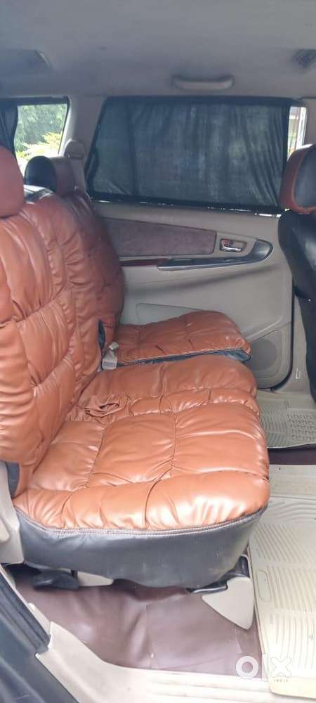 Toyota Innova 2012 Diesel Well Maintained