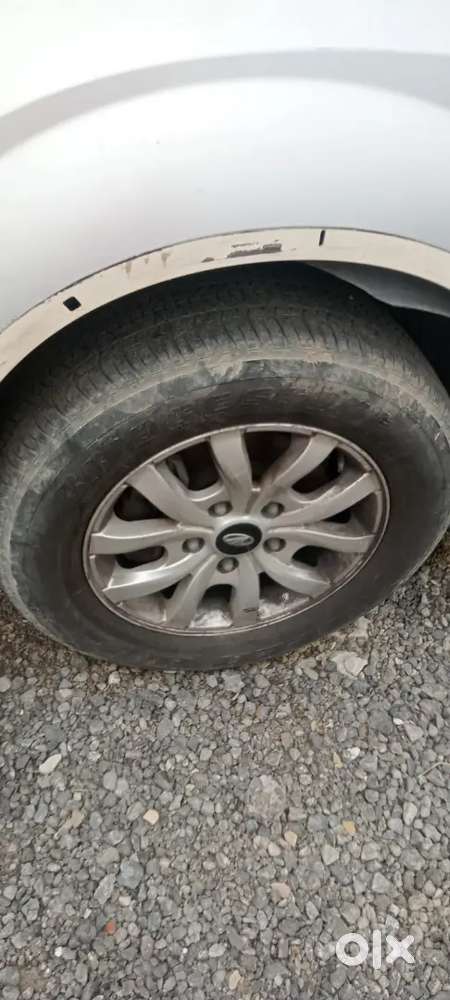 Mahindra Xuv500 2016 Diesel 100000 Km Driven