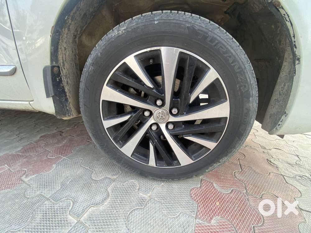 Toyota Innova Crysta 2.5z, 2022, Diesel