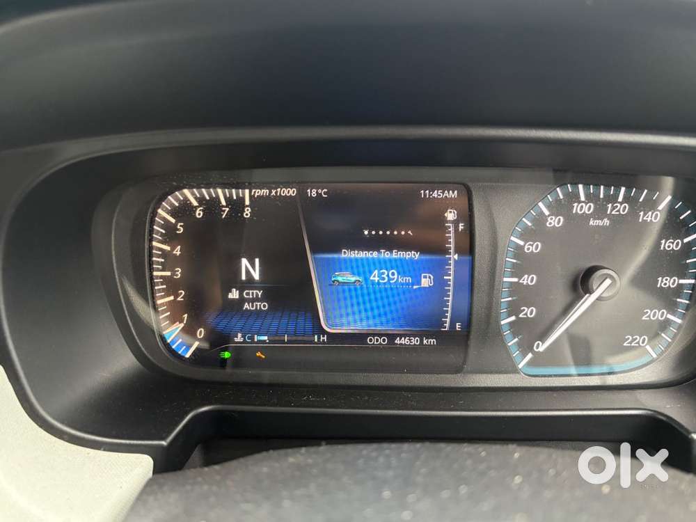 Tata Punch Amt Dual Tone - Creative