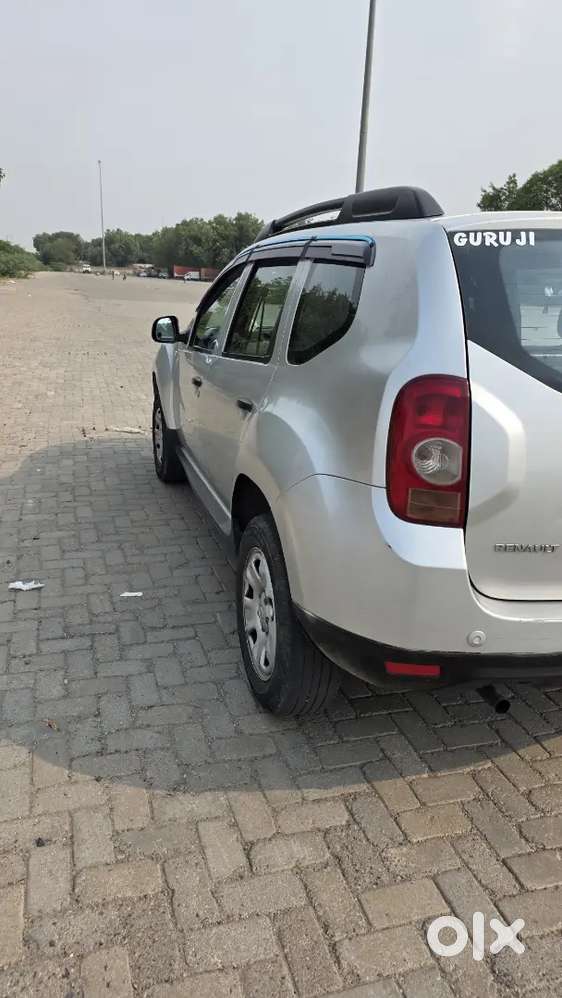 Renault Duster 2014 Petrol Well Maintained