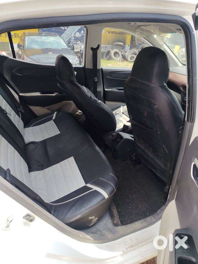 Hyundai Aura Sx 1.2 Cng, 2025, Cng & Hybrids