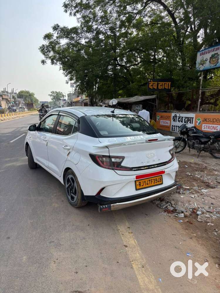 Hyundai Aura S Crdi Manual, 2023, Cng & Hybrids