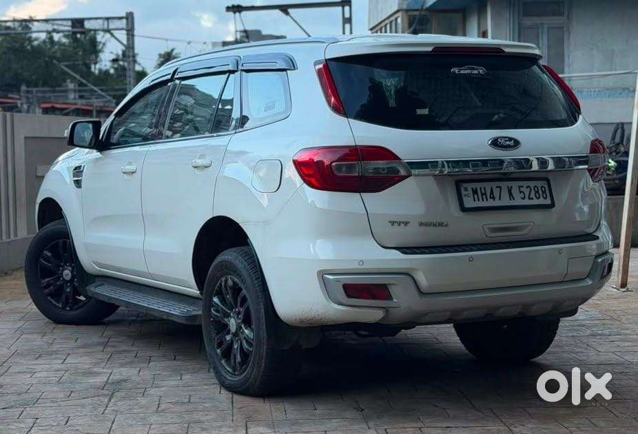 Ford Endeavour 2.2 Trend At 4x2, 2016, Diesel