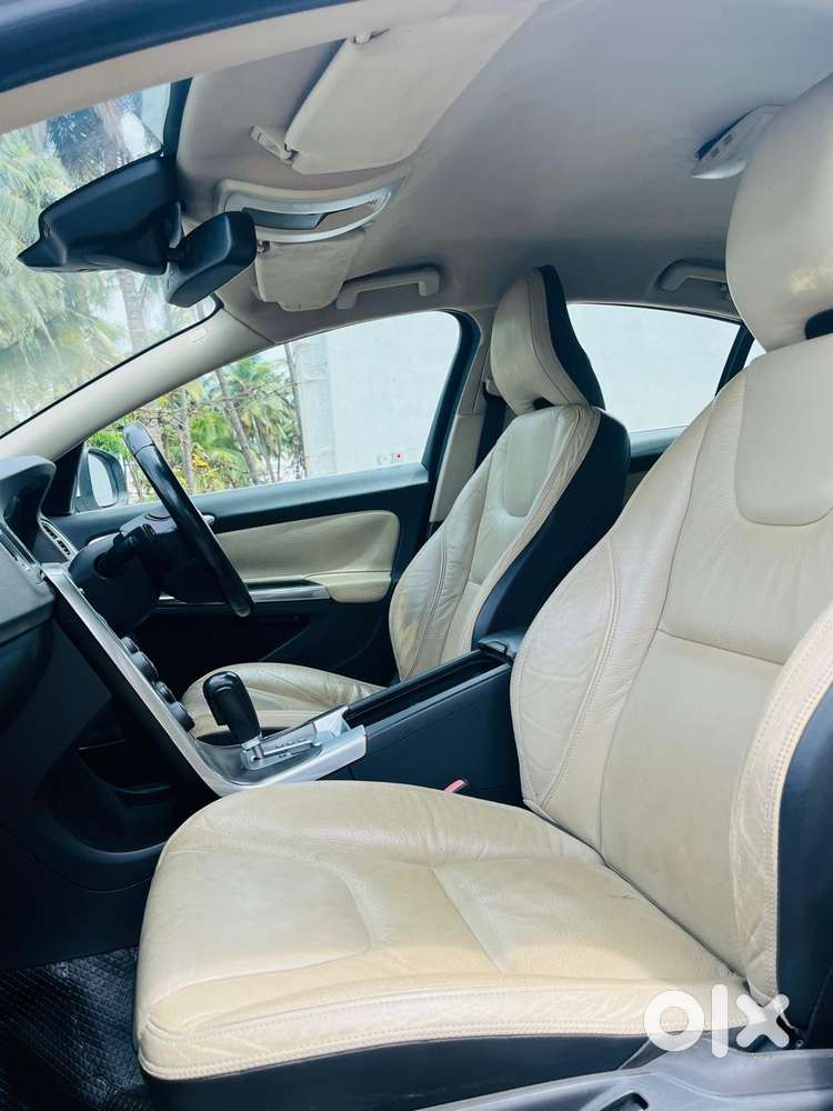 Volvo S60 Kinetic D3, 2012, Diesel