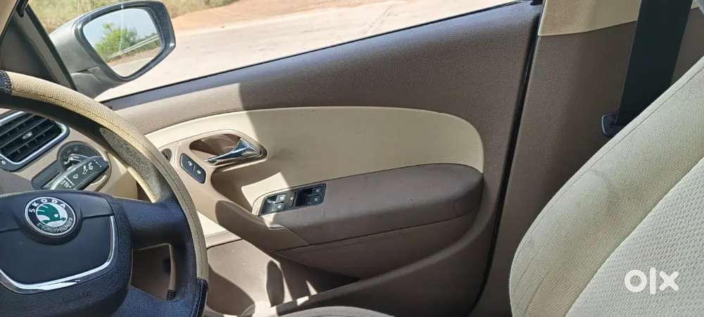 Skoda Rapid 2012 Petrol 115000 Km Driven