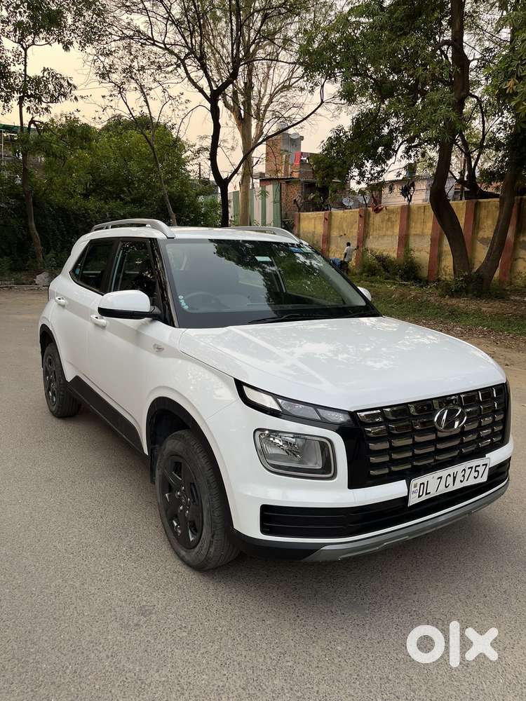 Hyundai Venue S 1.2 Petrol, 2023, Petrol