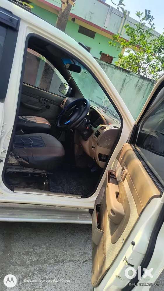 Chevrolet Tavera Diesel 2011 Variant