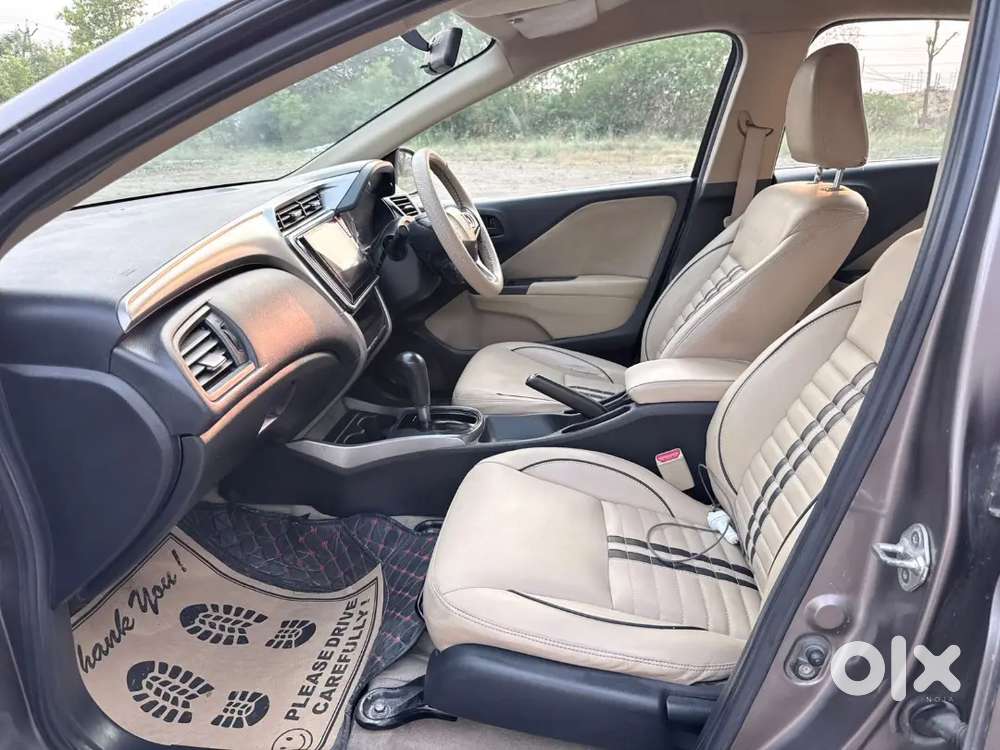 Honda City At 2015