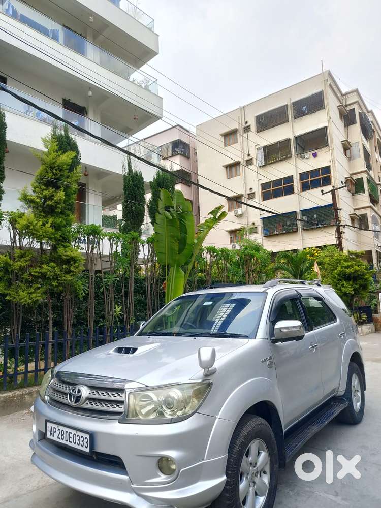 Toyota Fortuner 3.0 4x4 Manual, 2010, Diesel