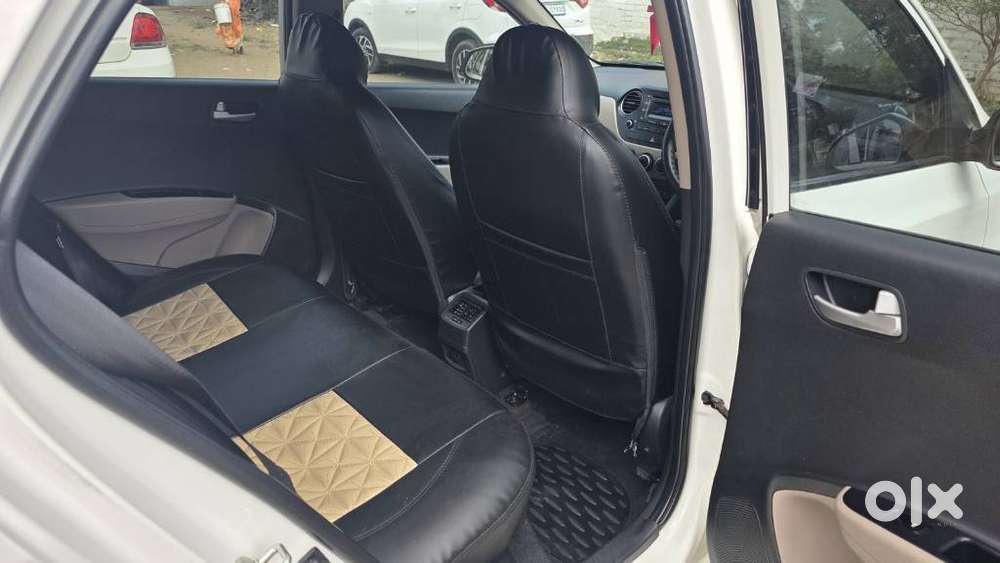 Hyundai Grand I10 2013-2016 Sportz, 2015, Petrol