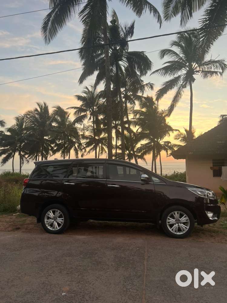 Toyota Innova Crysta 2016