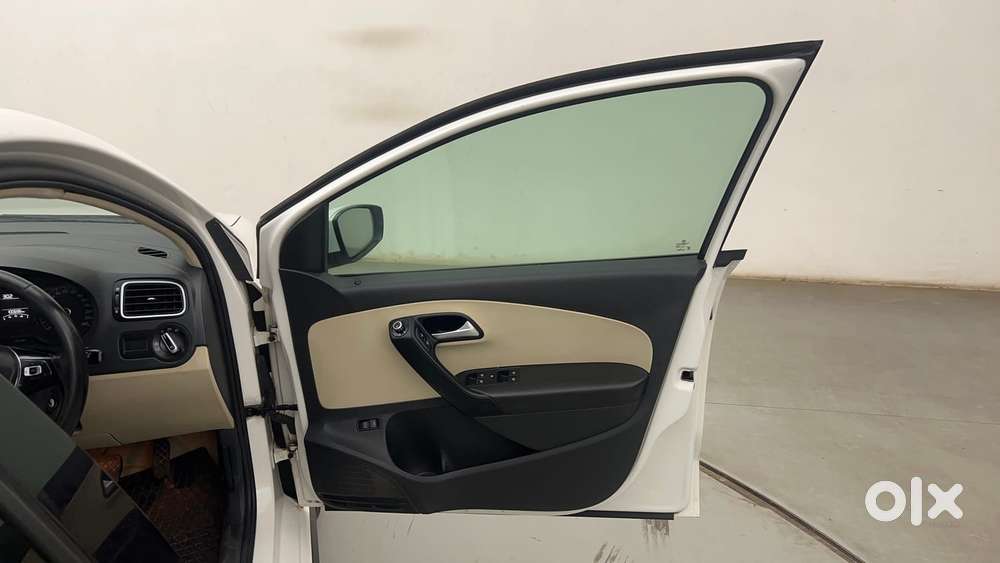 Volkswagen Vento 1.6 Highline, 2020, Petrol