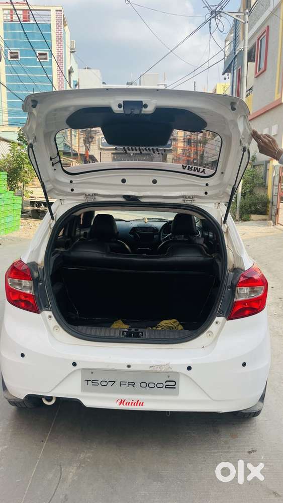 Ford Figo Petrol Titanium, 2017, Petrol