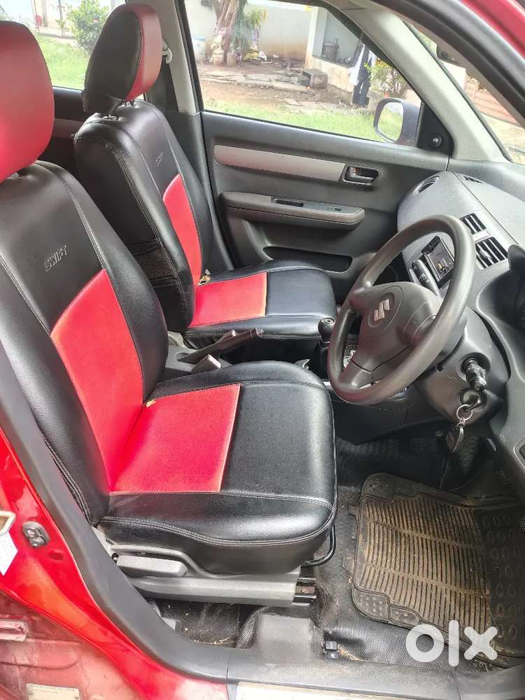 Maruti Suzuki Swift 2006- Extra Cng Tank Fixed-good Condition