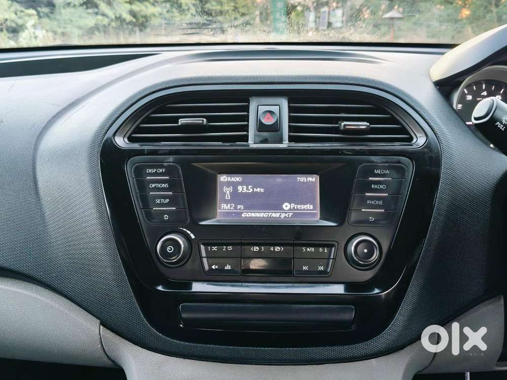 Tata Tiago 1.2 Revotron Xta, 2018, Petrol