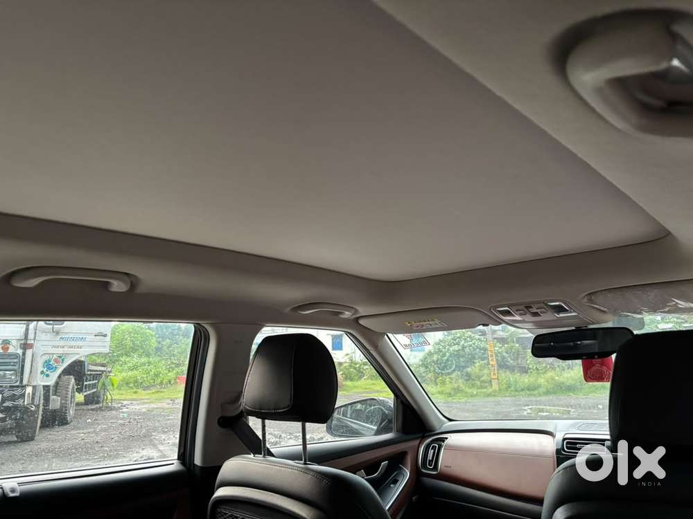 Hyundai Alcazar 2.0 Signature (o) Petrol At 7 Str, 2022, Petrol