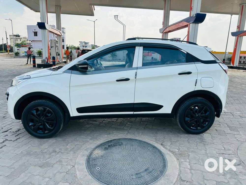 Tata Nexon 1.2 Revotron Xm, 2018, Petrol