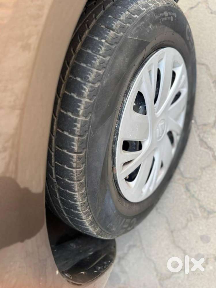 Maruti Suzuki Ritz Vxi, 2011, Petrol