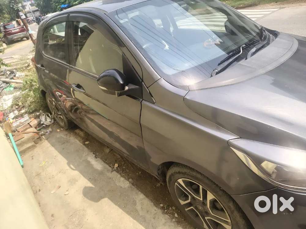 Tata Tiago 1.2 Liter Revetron Engine Top Model Xz+