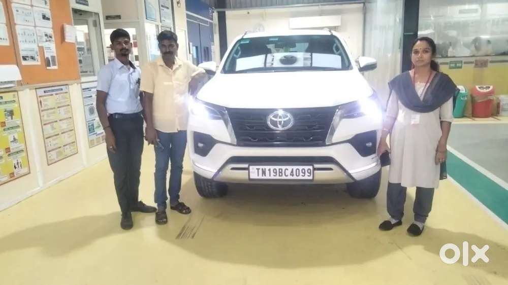 Toyota Fortuner 4x4 At 2024
